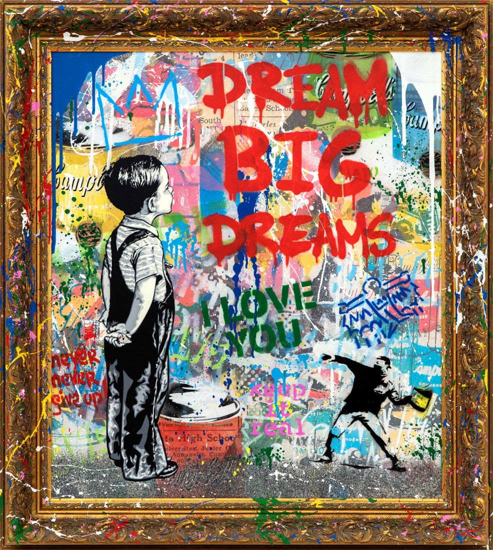 Mr. Brainwash – With All My Love With All My Love van Mr. Brainwash is een kleurrijk kunstwerk dat hoop, liefde en positiviteit samenbrengt. Het werk toont een kind dat dromend omhoogkijkt, omringd door graffiti, verfspatten en krachtige boodschappen. De woorden Dream Big Dreams en I Love You springen direct in het oog en versterken de boodschap van optimisme en doorzettingsvermogen. Het kunstwerk ademt street art en pop-art tegelijk. De mix van speelse beelden en felle kleuren maakt With All My Loveeen visuele viering van dromen en liefde. De balans tussen eenvoud en chaos benadrukt dat kunst kan verrassen en tegelijk inspireren. Het kunstwerk With All My Love benadrukt hoe street art universele thema’s zichtbaar maakt. De rode letters Dream Big Dreams nodigen uit om groots te denken, terwijl de zachtere teksten liefde en hoop uitstralen. De combinatie van tekst, beeld en kleur vormt een krachtige boodschap. Het is moderne kunst die verder gaat dan decoratie en de kijker uitnodigt om betekenis te vinden in eigen dromen. Mr. Brainwash – With All My Love laat zien dat kunst meer is dan esthetiek. De kinderlijke onschuld in contrast met de rauwe graffiti creëert spanning. Toch overheerst de positiviteit, door woorden als Never Give Up en Life is Beautiful. Dit kunstwerk is een oproep om trouw te blijven aan je dromen, ondanks obstakels. Street art krijgt hier een emotionele en persoonlijke lading, die verder gaat dan het visuele.